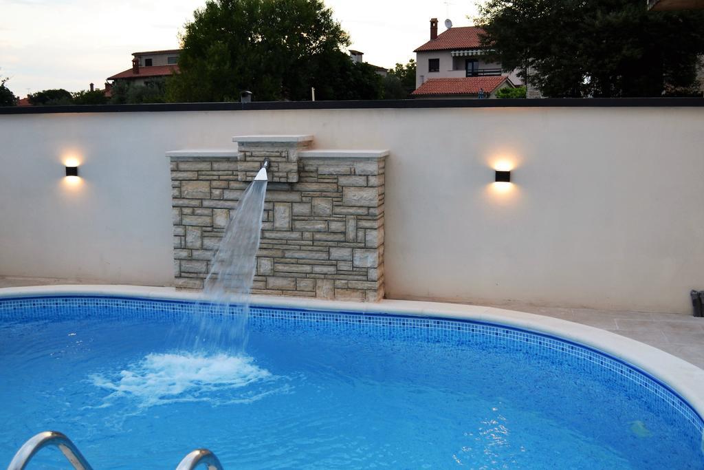 Villa Cera Pula Exteriör bild